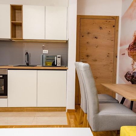 Apartmani Kamavu Jahorina Eksteriør billede